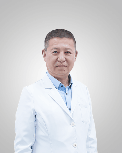 优诺口腔于希圣主任形象照