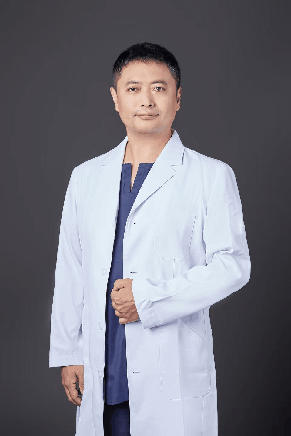 优诺口腔陈鹏院长形象照
