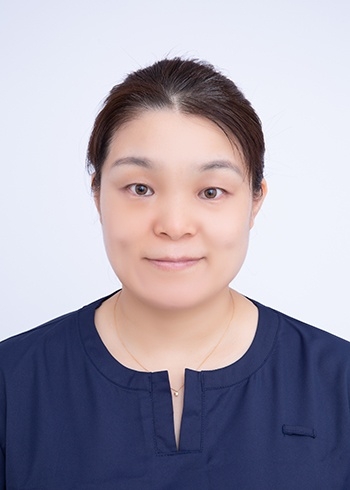 优诺口腔范金杰医师形象照
